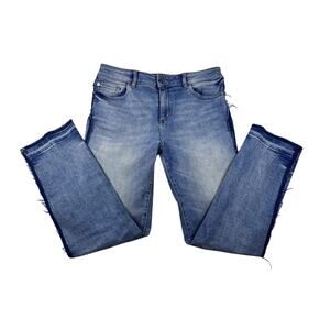 DL1961 Mara Ankle Jeans 28 Everett Instasculpt Straight Raw Hem Distressed